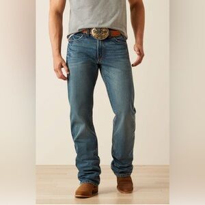 NWT Men’s Ariat M4 Relaxed Fit Bootcut Scoundrel Jeans 40